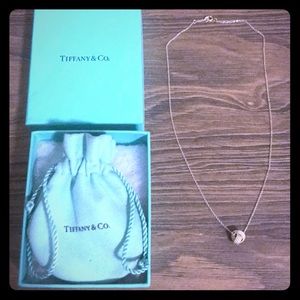 Tiffany & Co Knot Necklace in Sterling Silver